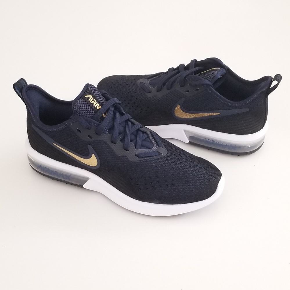 Nike Women's air max sequent 4